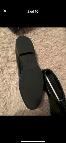 Frau crne lak cipele 