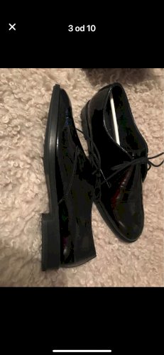 Frau crne lak cipele 