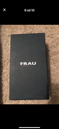 Frau crne lak cipele 