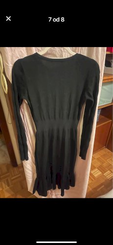 3 haljine crna siva i bez pojedinačna cijena 10 EU komad 