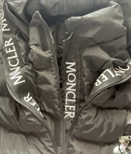 Moncler jakna