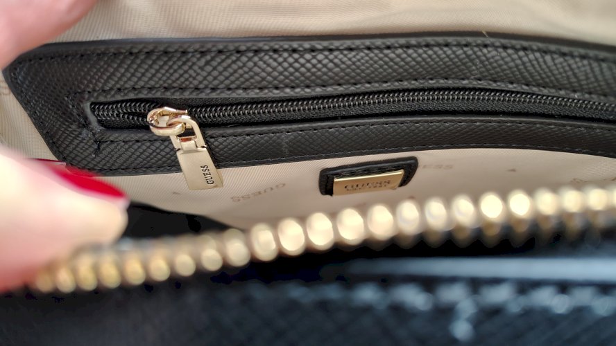 Guess noelle torbica