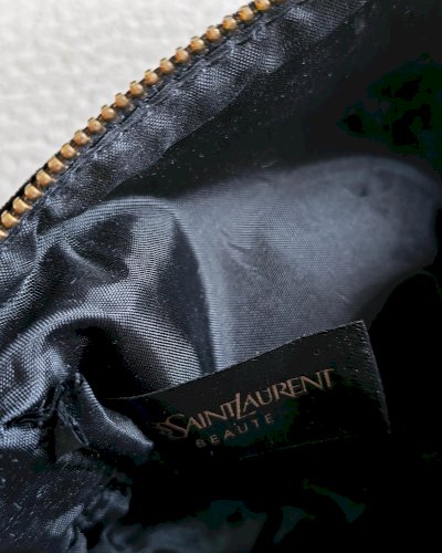 YSl Beauty torbica i putni set za manicuru