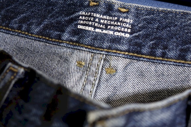 Oslikane Diesel Black Gold plave traperice