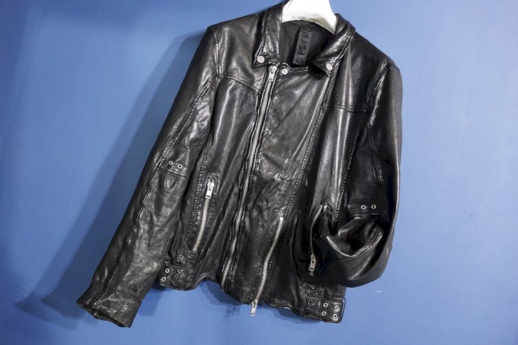 Jakna od veganske kože