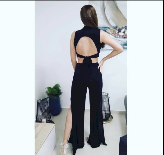 Komplet NOVO sa etiketom