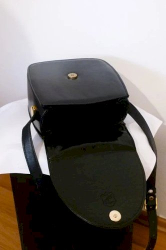 Kožna tamnoplava torbica Galanterija Kolarić Osijek