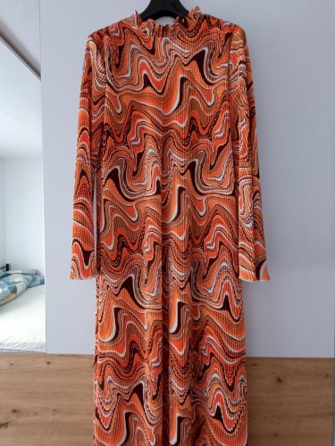 Shein duga plisirana haljina