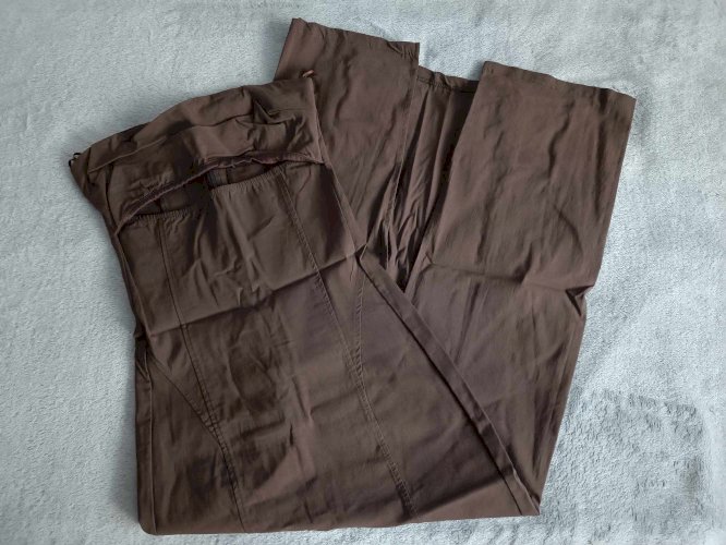 Bershka smeđa midi haljina