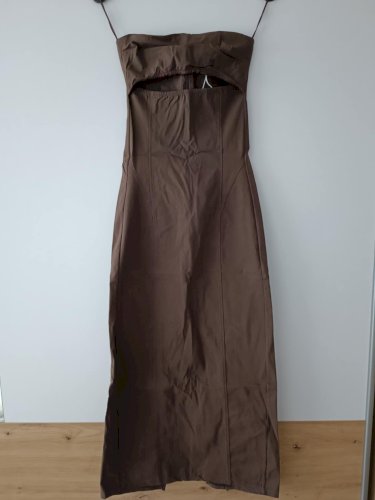 Bershka smeđa midi haljina