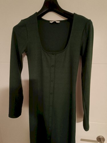 Stradivarius zelena midi haljina