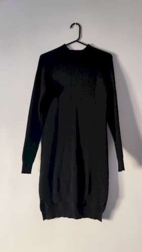 Zimska štrikana haljina s ovratnikom M 