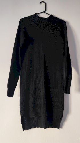 Zimska štrikana haljina s ovratnikom M 