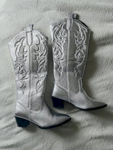 Kaubojske metalizirane čizme br38 24cm do koljena