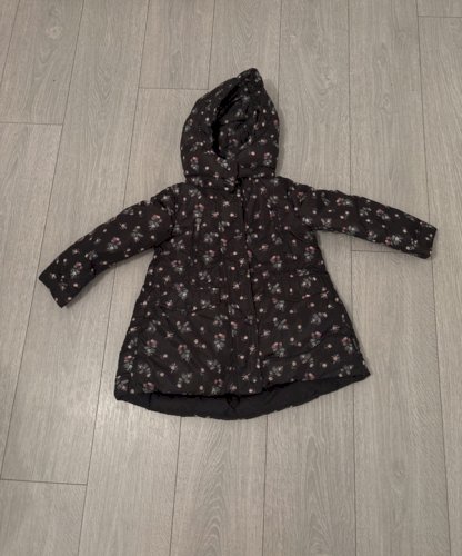 Prodajem original dječju Moncler jaknu