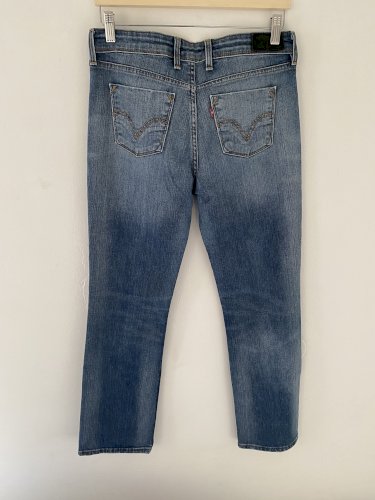 Nove Levis 627