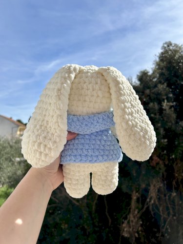 Ručno heklani plišani zeko