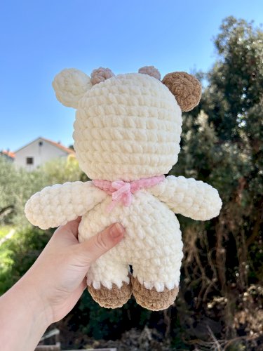 Ručno heklana kravica