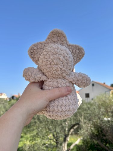 Ručno heklani demogorgon