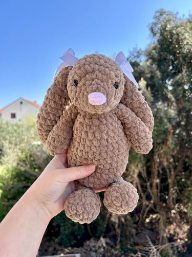 Ručno heklani zeko inspired by jellycat