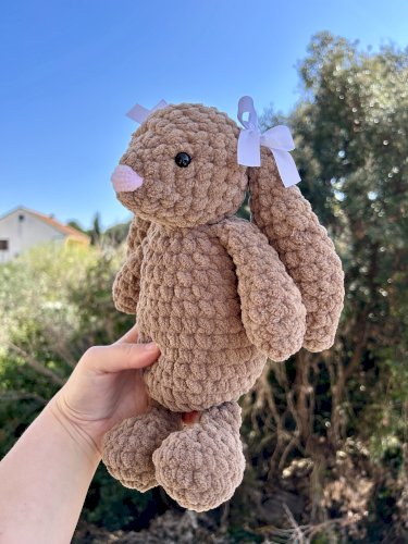 Ručno heklani zeko inspired by jellycat