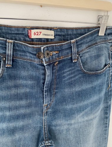 Levis hlace nove