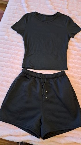 Shein sportski komplet