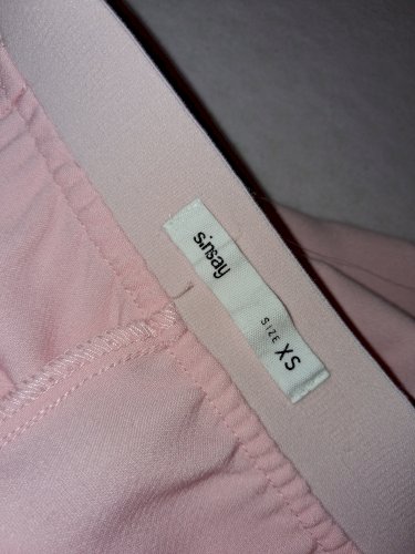 Elegantne pink hlače 