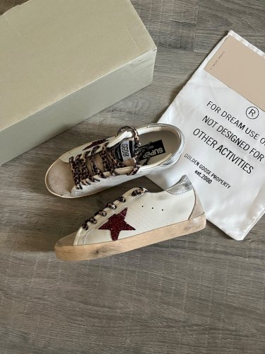 Golden Goose Superstar 48