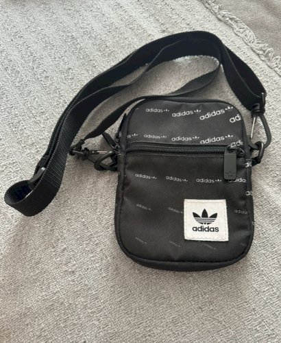 Orginal Adidas torbicaNOVO nekorišteno