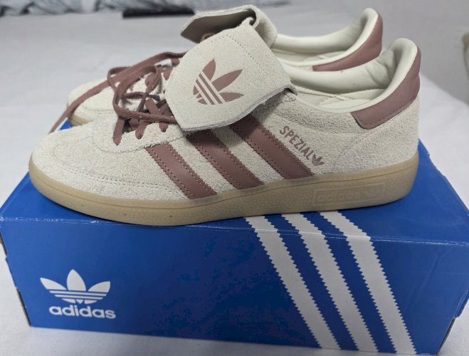 Adidas spezial 40