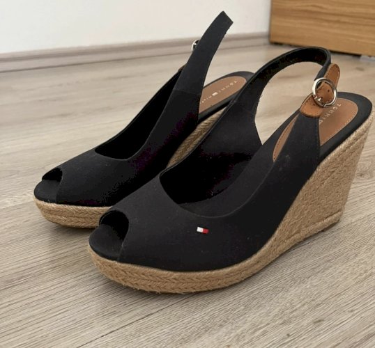 Tommy Hilfiger sandale 