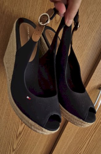 Tommy Hilfiger sandale 