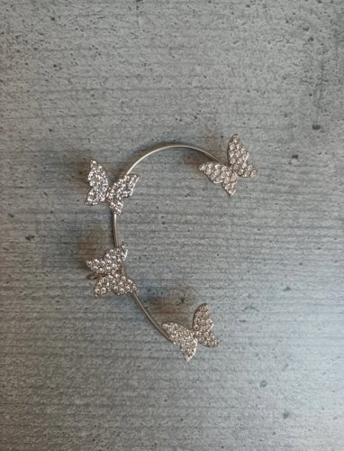 Ear cuff s leptirima