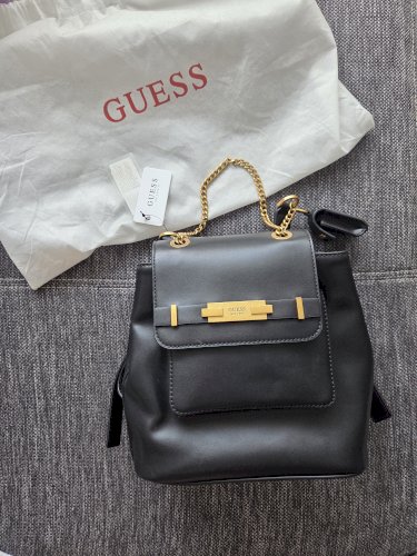 Guess ruksak