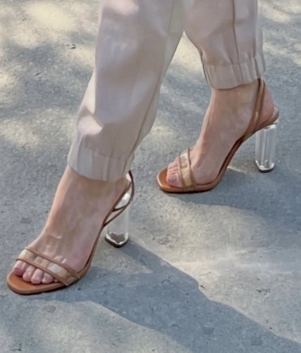 ZARA smeđe sandale na prozirnu petu  vel 37