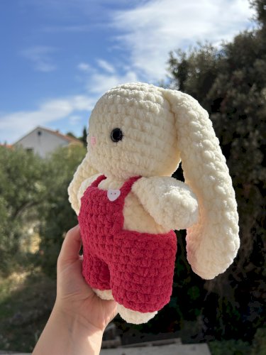 Ručno heklani plišani zeko 26cm
