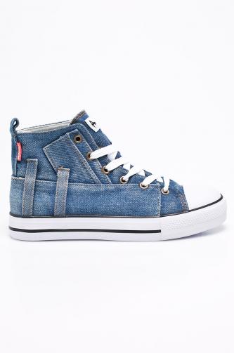 American Club - Kecky American Club - Kecky