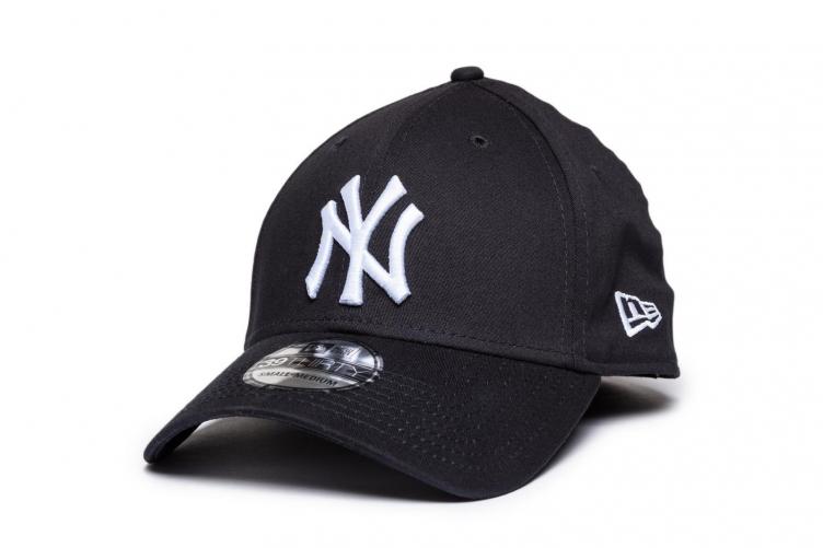 New Era Kšiltovka 3930 MLB League Basic NY Black New Era Kšiltovka 3930 MLB League Basic NY Black