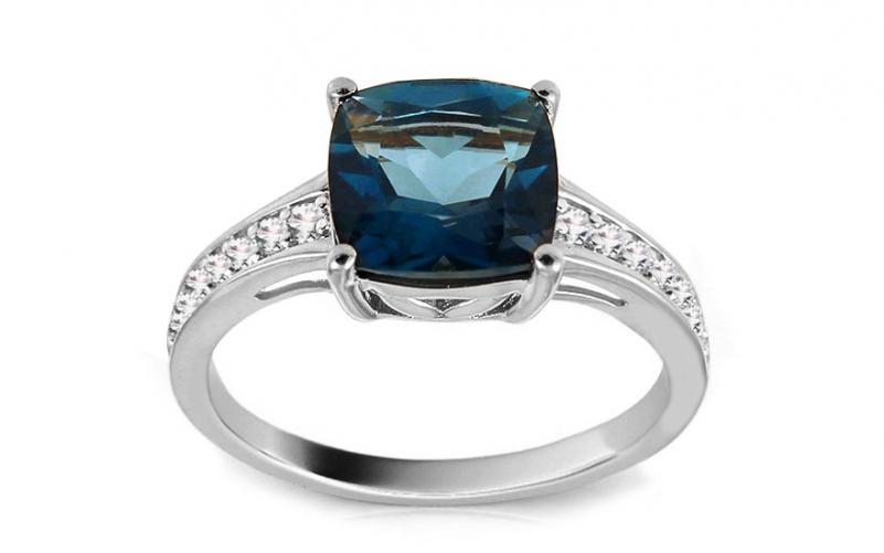 Diamantový prsten s London Blue topasem Monique white KU441A Diamantový prsten s London Blue topasem Monique white KU441A