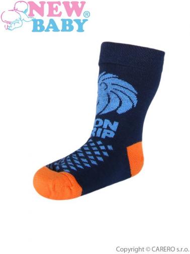 Dětské bavlněné ponožky New Baby tmavě modré lion grip Tmavě modrá 116 (5-6 let) Dětské bavlněné ponožky New Baby tmavě modré lion grip Tmavě modrá 116 (5-6 let)