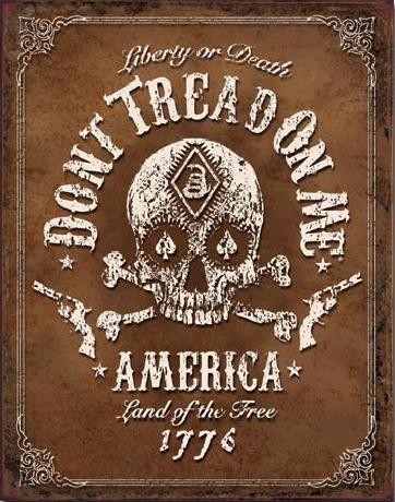 Posters Plechová cedule Don't Tread On Me - Black Jack, (31,5 x 40 cm) Posters Plechová cedule Don't Tread On Me - Black Jack, (31,5 x 40 cm)