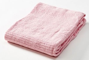 Baby Dan Dětská háčkovaná bavlněná deka Babydan světle růžová Baby Dan Dětská háčkovaná bavlněná deka Babydan světle růžová