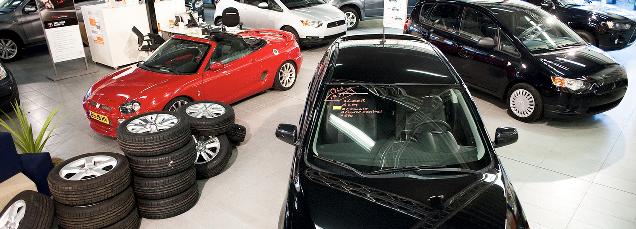 showroom_21.jpg