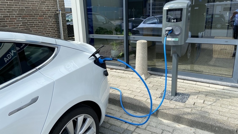 Laadpaal bij Vakgarage Dallinga
