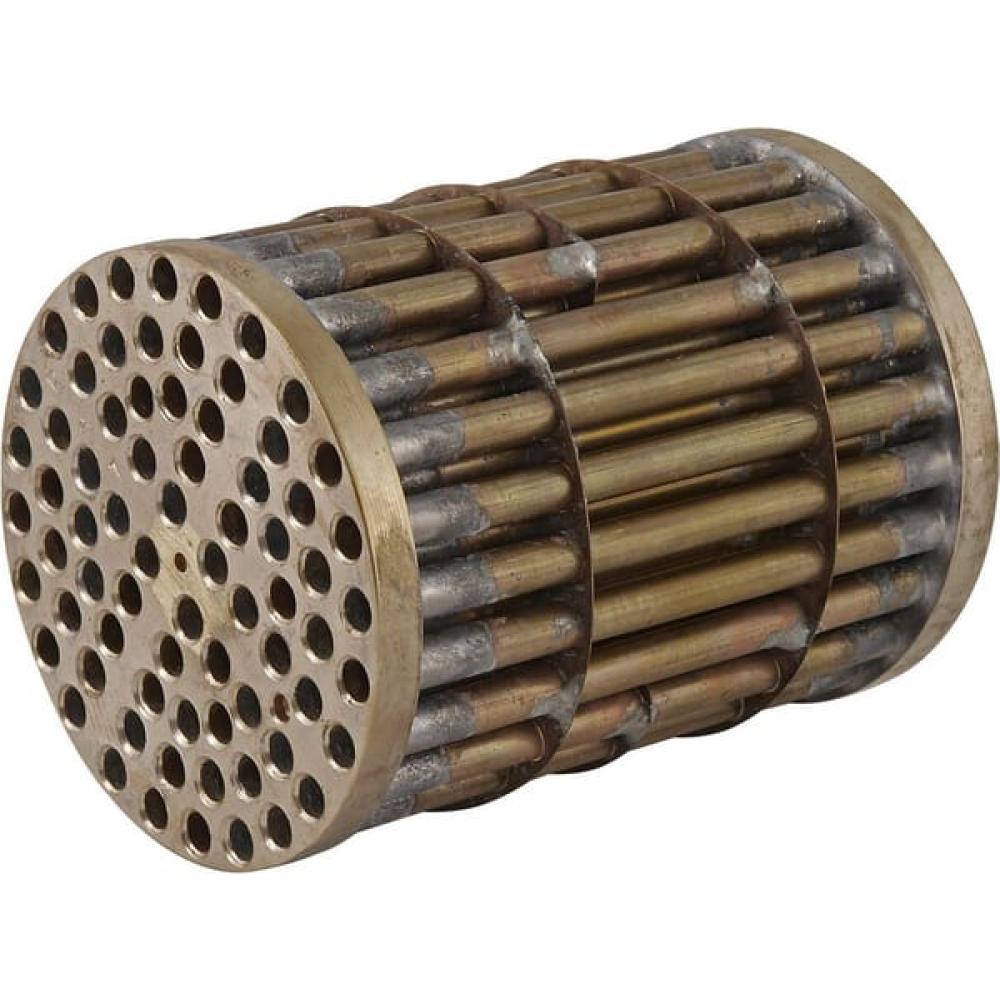 Angled front view with bag zipped and handles upright.