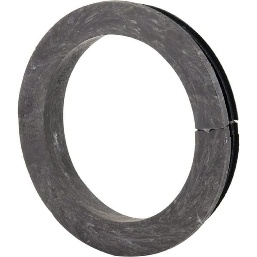 Angled front view with bag zipped and handles upright.