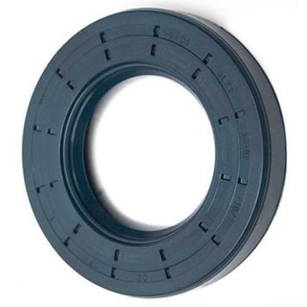 Angled front view with bag zipped and handles upright.