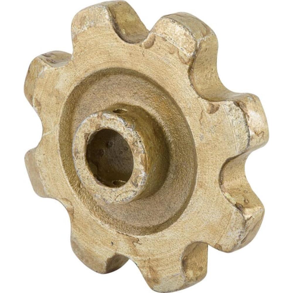 Angled front view with bag zipped and handles upright.