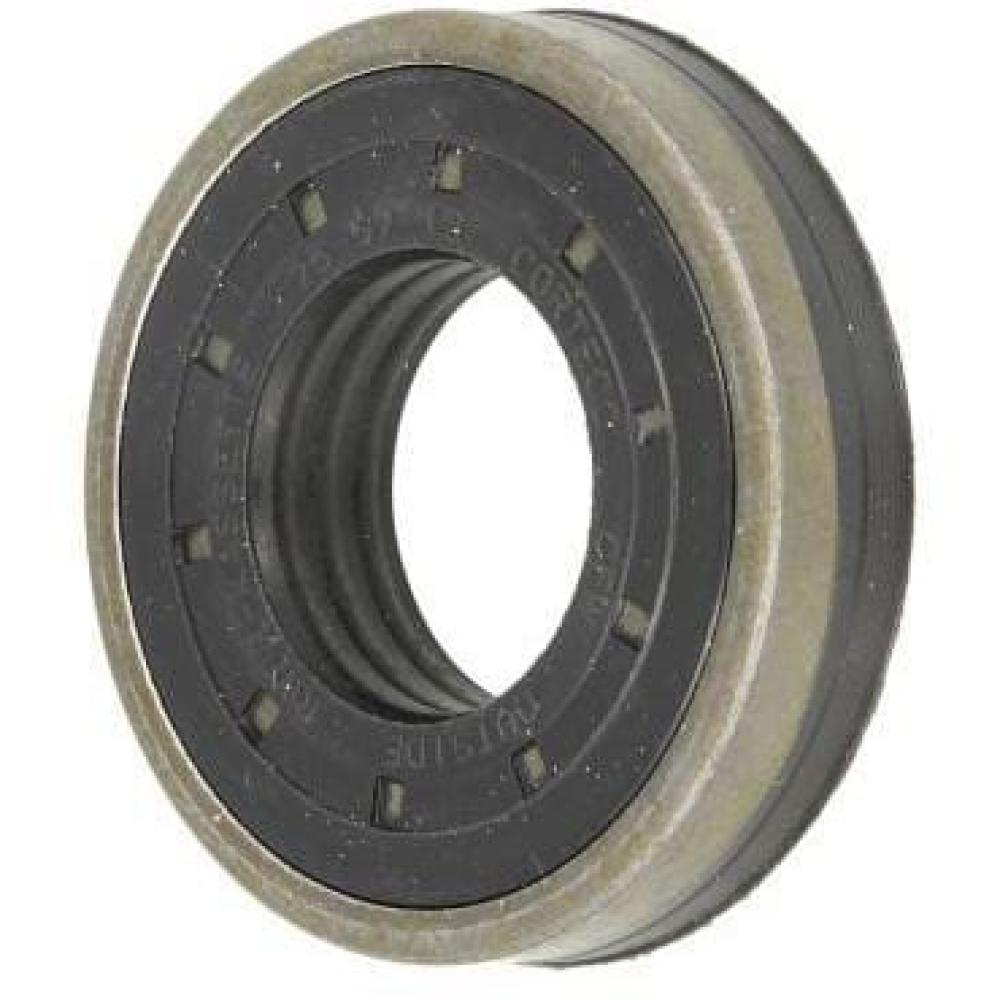 Angled front view with bag zipped and handles upright.